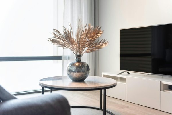 Elevate your grilled cheese game: the definitive guide to crafting a tasty smoked gouda and apple delight